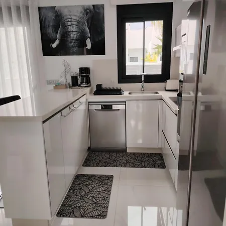 La Herrada 03187 Montesinos * Alicante